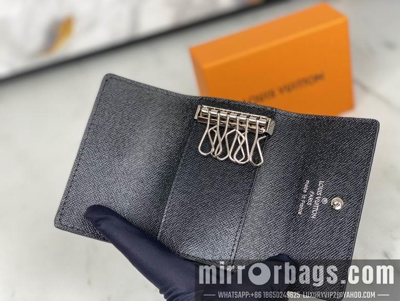 1:1 Louis Vuitton Bags M62630 10.5X7X2cm XMY 9