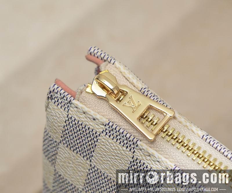 1:1 Louis Vuitton Bags Coussin M57790 26x20x12cm ss