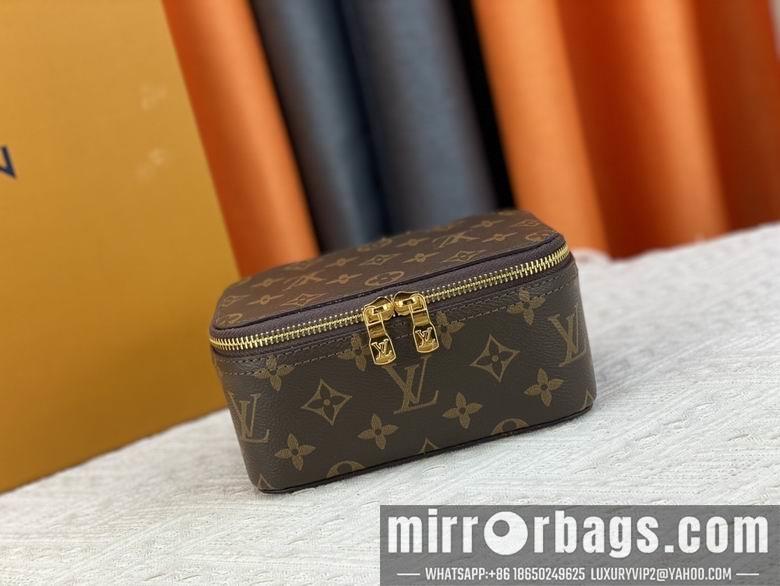 1:1 Louis Vuitton Bags M43688 17X9.5X8.5cm YG 3colour