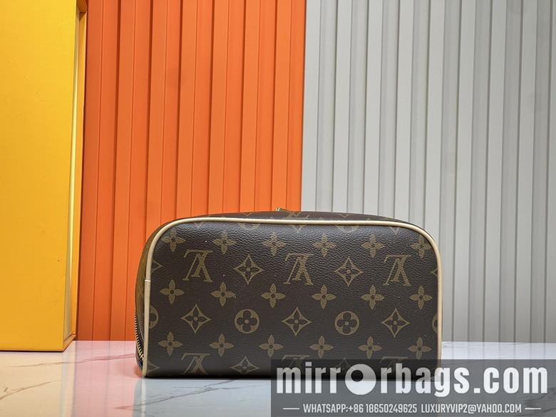 1:1 Louis Vuitton Bags Toiletry M11508 24x13x13cm ss1