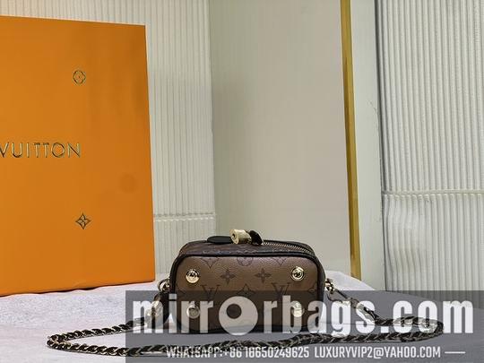 1:1 Louis Vuitton Bags 化妆包M45165老花 19x14x10cm cs