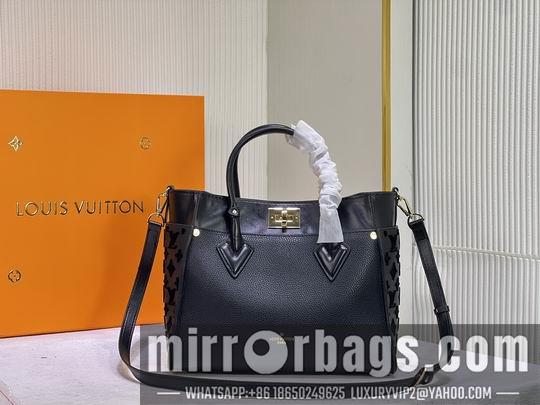 1:1 Louis Vuitton Bags On My Side M53824 30.5x24.5x14cm cs