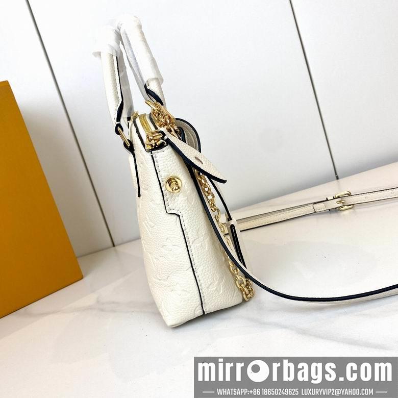 1:1 Louis Vuitton Bags m12019 15X19X7cm XMY 2colour