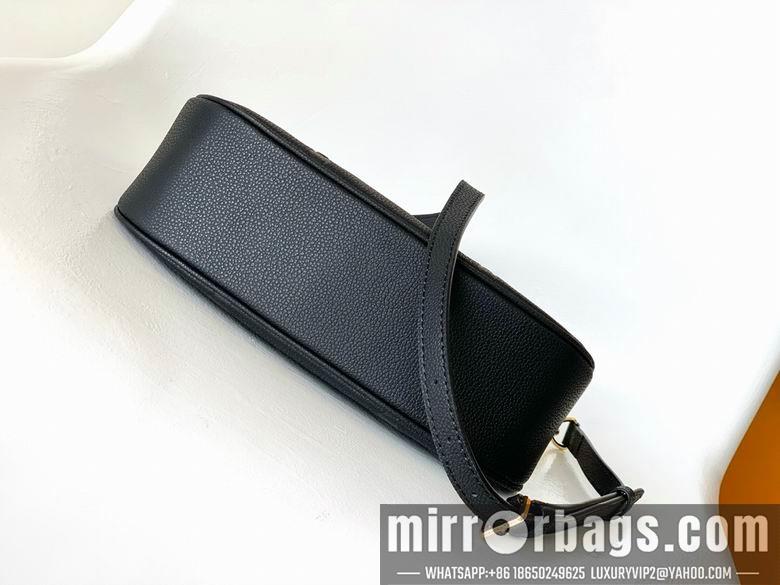 1:1 Louis Vuitton Bags M46002 24X18X7cm XM