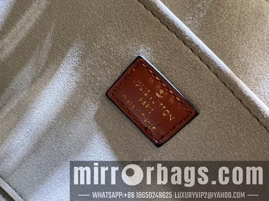 1:1 Louis Vuitton Bags On My Side M53824 30.5x24.5x14cm cs