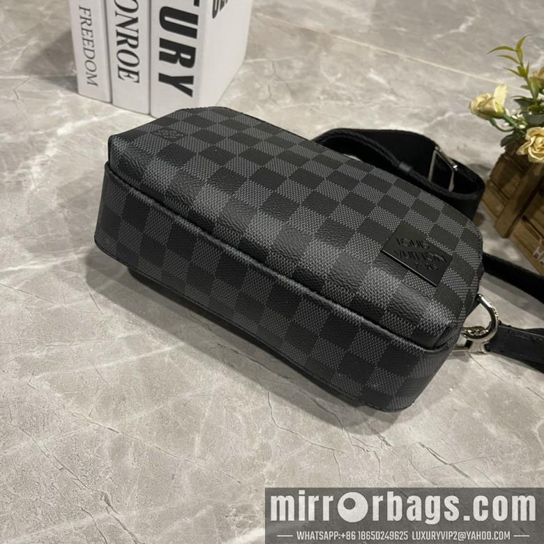 1:1 Louis Vuitton Bags District M11657 22.5x15.5x7.5cm ss1