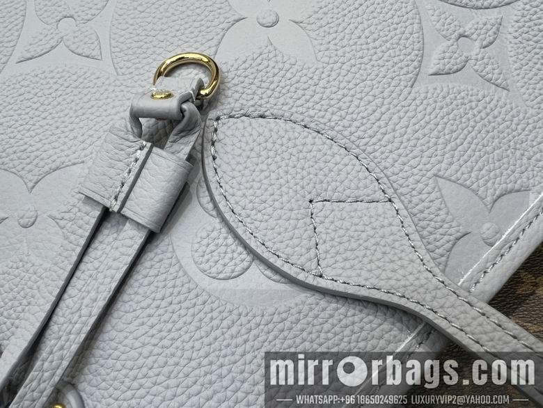 1:1 Louis Vuitton Bags M45686 32X29X17cm XM