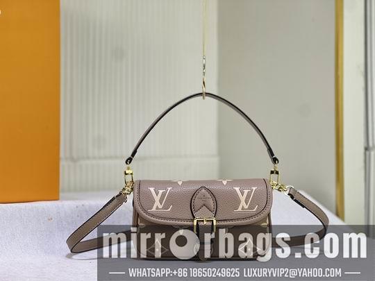 1:1 Louis Vuitton Bags Diane M83300 M45985 19x10.5x6cm ss5