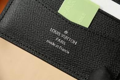 1:1 Louis Vuitton Bags M64002 11X9X2cm XM 3colour