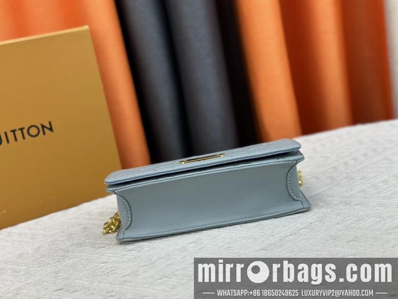 1:1 Louis Vuitton Bags Lily M83233黑M82509 20.7x10.2x3.5cm zy