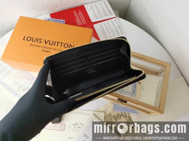 1:1 Louis Vuitton Bags M69037 19X11X3.5cm XMY 1