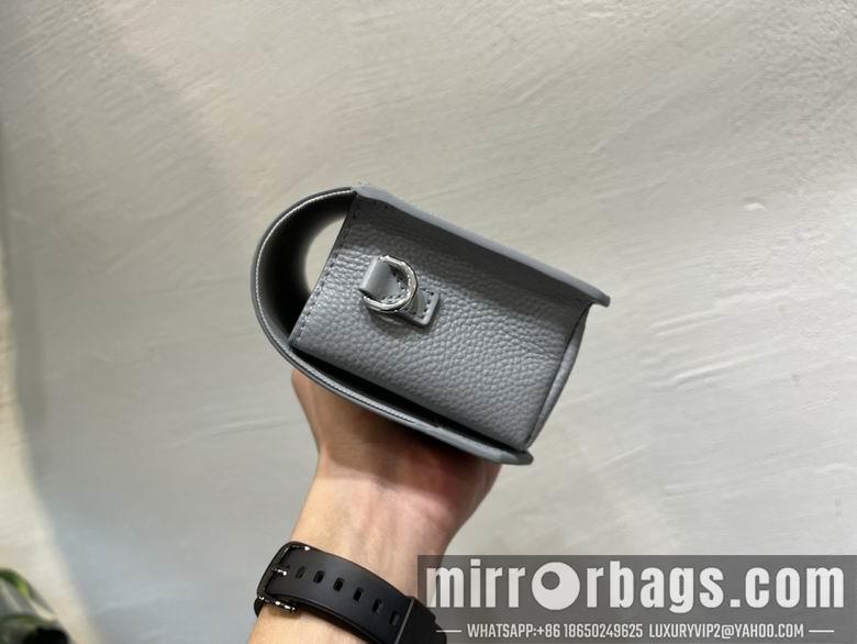 1:1 Louis Vuitton Bags M82085 17X12X7cm YG 4colour