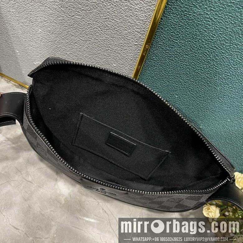 1:1 Louis Vuitton Bags Moon 24.5x16x4.5cm ww5