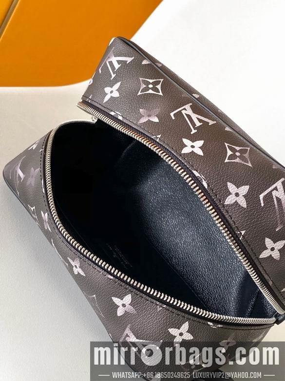 1:1 Louis Vuitton Bags M47069 23X13X12cm XM