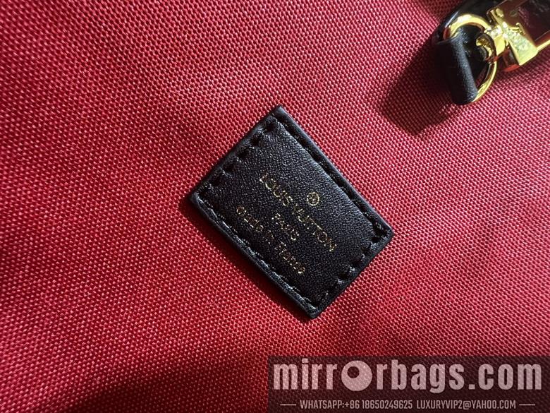 1:1 Louis Vuitton Bags On M46823 43x33x18.5cm ss