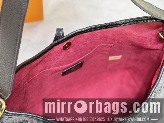 1:1 Louis Vuitton Bags M46203黑色压花 蜡皮29x12x24cm cs