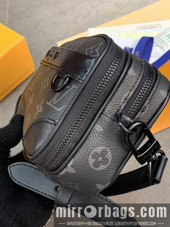 1:1 Louis Vuitton Bags M82542 11X18.5X6.5cm