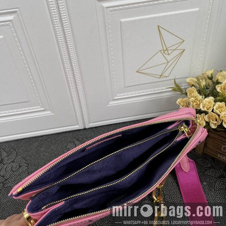 1:1 Louis Vuitton Bags Coussin 57790玫红 26X20X12 ss
