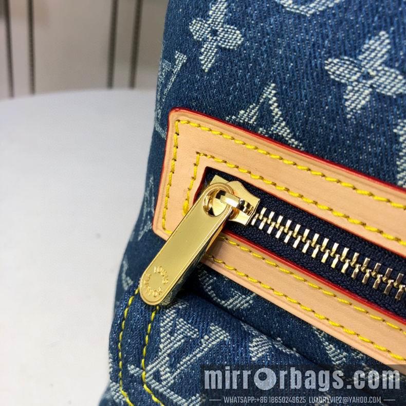 1:1 Louis Vuitton Bags Vintage M95050 300X10X19 cm cs