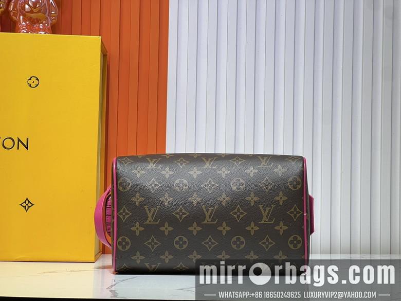 1:1 Louis Vuitton Bags Dopp Kit M11482 28x15x16.5cm ss1