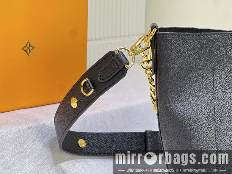 1:1 Louis Vuitton Bags M24006 20x20x12cm ss1