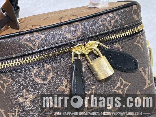 1:1 Louis Vuitton Bags 化妆包M45165老花 19x14x10cm cs