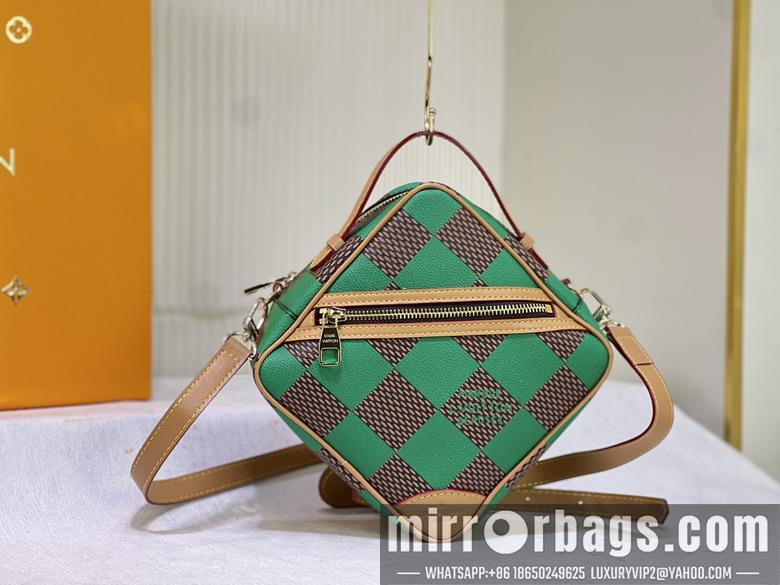 1:1 Louis Vuitton Bags Chess M40562 24x24x8cm ss