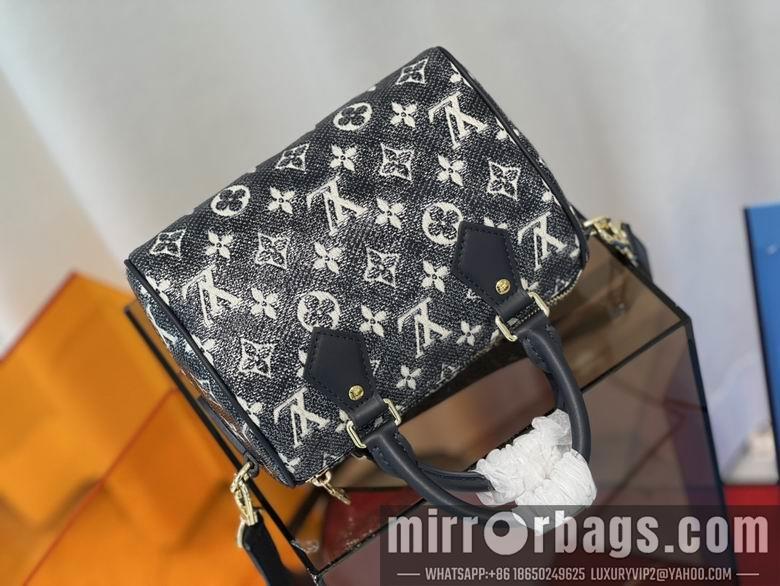 1:1 Louis Vuitton Bags M23069 20.5X13.5X12cm