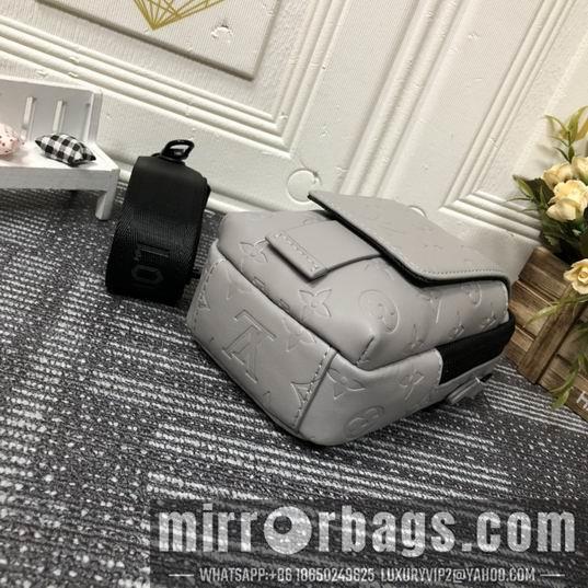 1:1 Louis Vuitton Bags Flap Double M81005 11x18x8cm cs