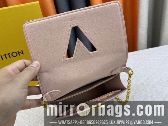 1:1 Louis Vuitton Bags Twist M68560 19x13.5x4.2cm zy3