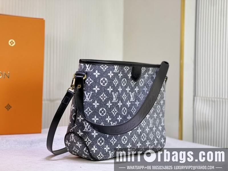 1:1 Louis Vuitton Bags M44945星空牛仔35x26cm ss