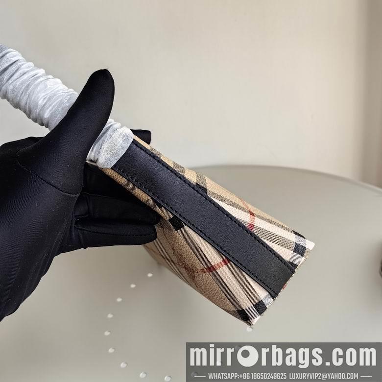 Burberry Replica Bags 031001 IQ 3colour