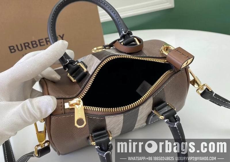 Burberry Replica Bags Burberry 8372 18.5x11x12cm ww