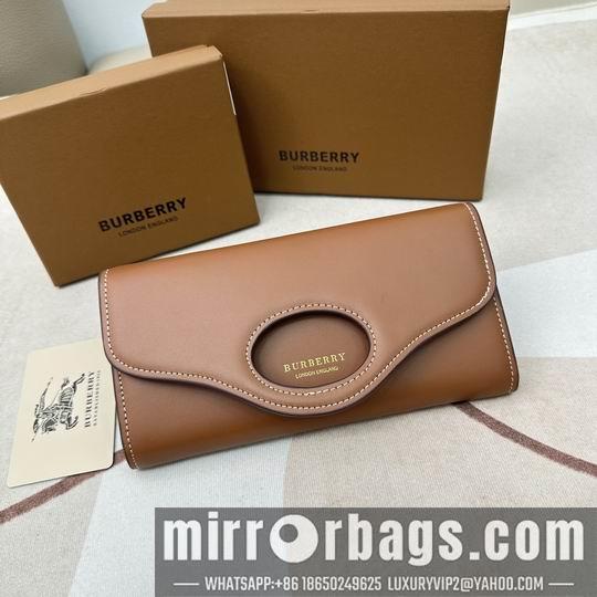 Burberry Replica Bags Burberry 2161棕 19x10x3cm zy