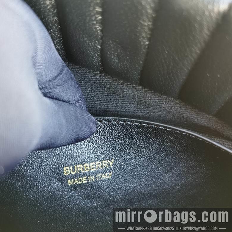 Burberry Replica Bags 80462321 30x12.5x27cm HQ