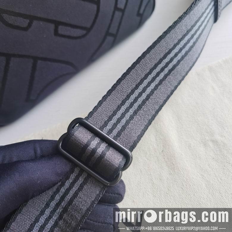 Burberry Replica Bags Burberry 28x15x9cm HQ