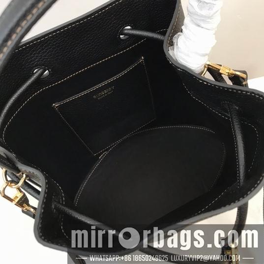 Burberry Replica Bags Burberry 80556911 16x26x26cm CN