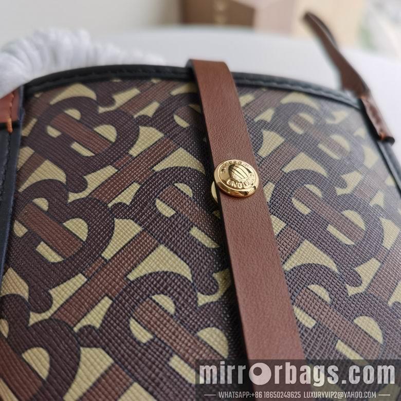 Burberry Replica Bags 12X3.5X18cm 082701 IQ 4colour