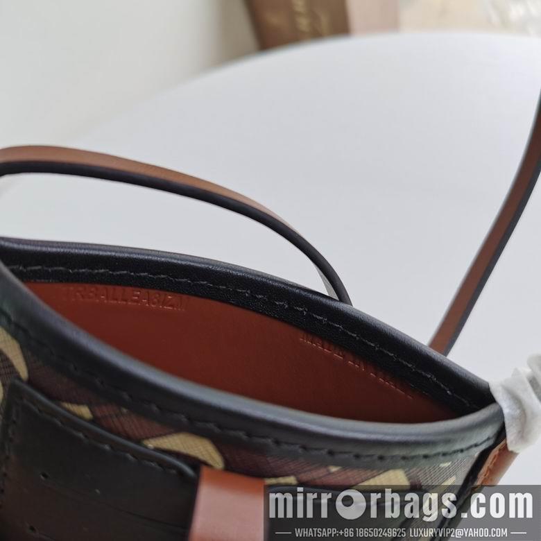 Burberry Replica Bags 12X3.5X18cm 082701 IQ 4colour