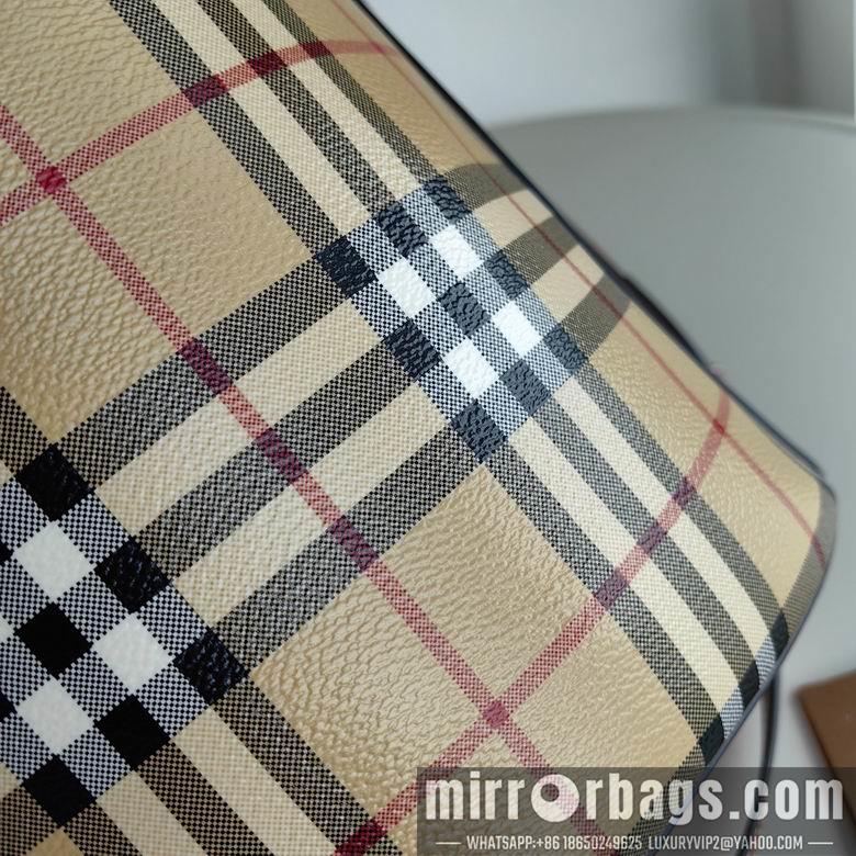 Burberry Replica Bags 16X26X26cm 081306 IQ