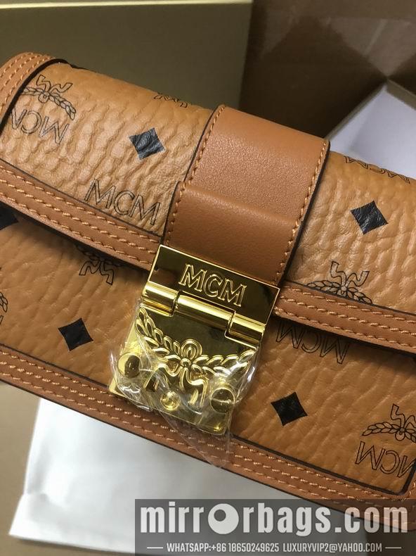 MCM Replica Bags MCM 6801 11x18.5x5cm dy11