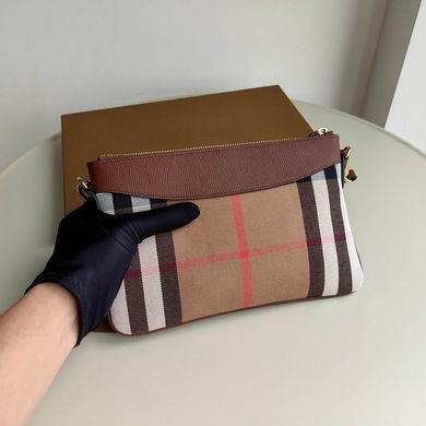 Burberry Replica Bags 26X16.5cm 042506 IQ 2colour