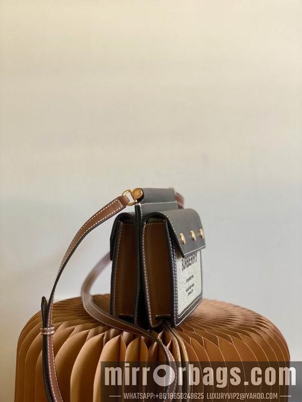 Burberry Replica Bags 6111 19.5x15 yz 01
