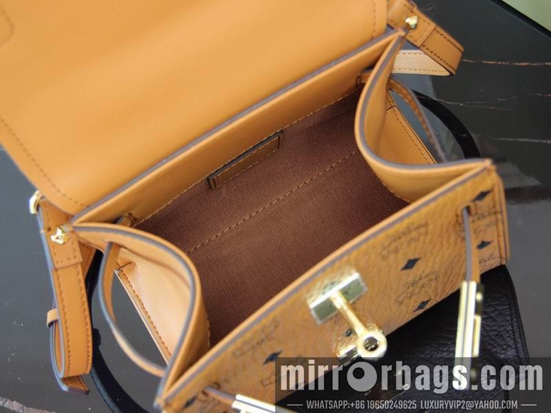 MCM Replica Bags MCM 10039 18.5X9.5X14.5cm dy11