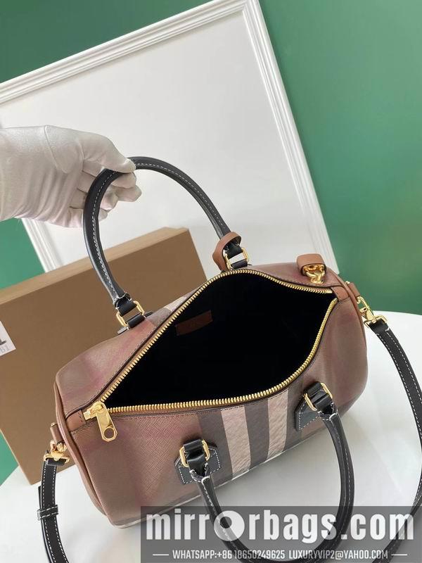 Burberry Replica Bags Burberry 8371 30x15x21cm ww