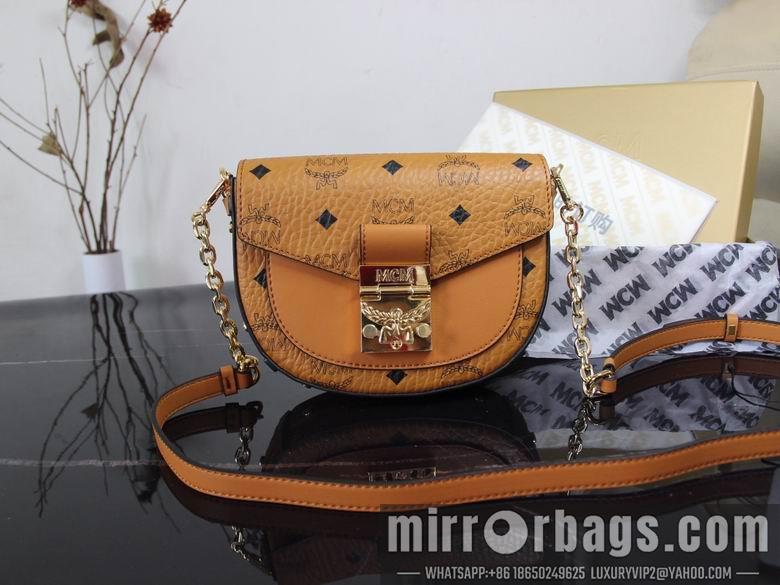 MCM Replica Bags 141804 14x18x4cm DY