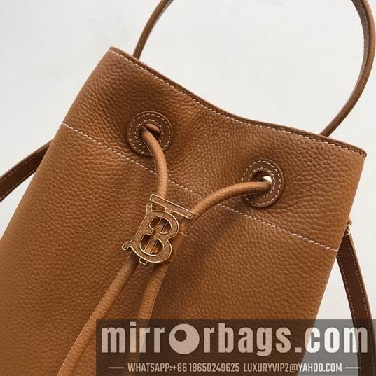Burberry Replica Bags Burberry 80556911 16x26x26cm CN