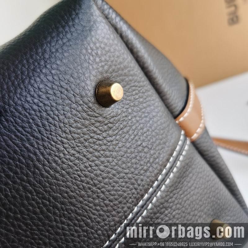 Burberry Replica Bags 03507 18X16X28cm XM