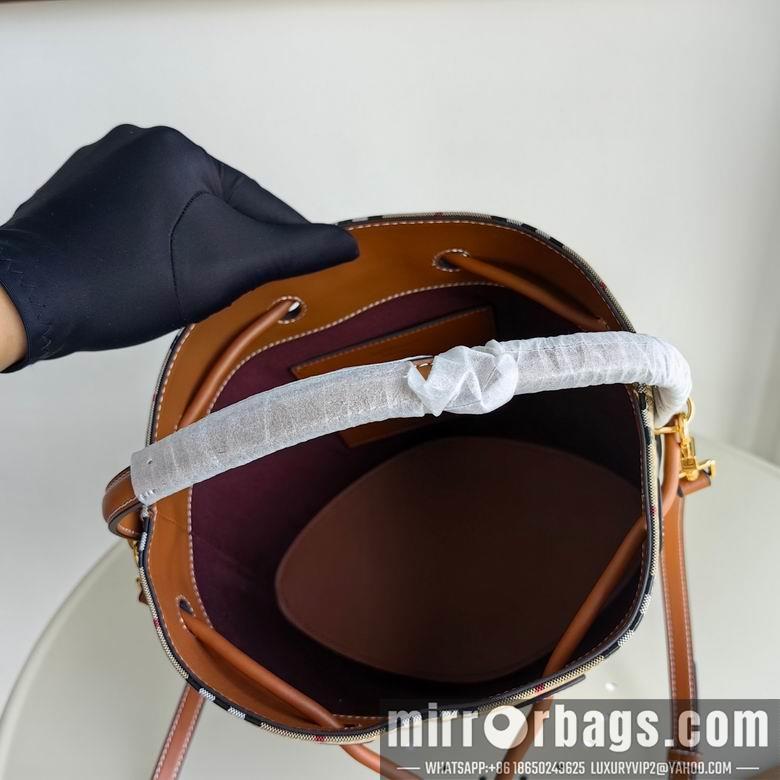 Burberry Replica Bags 16X26X26cm 081306 IQ