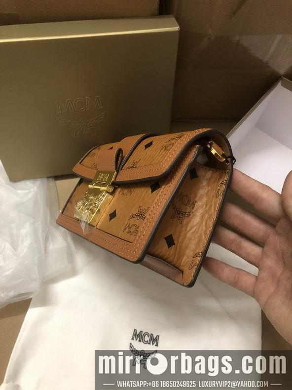 MCM Replica Bags MCM 6801 11x18.5x5cm dy11